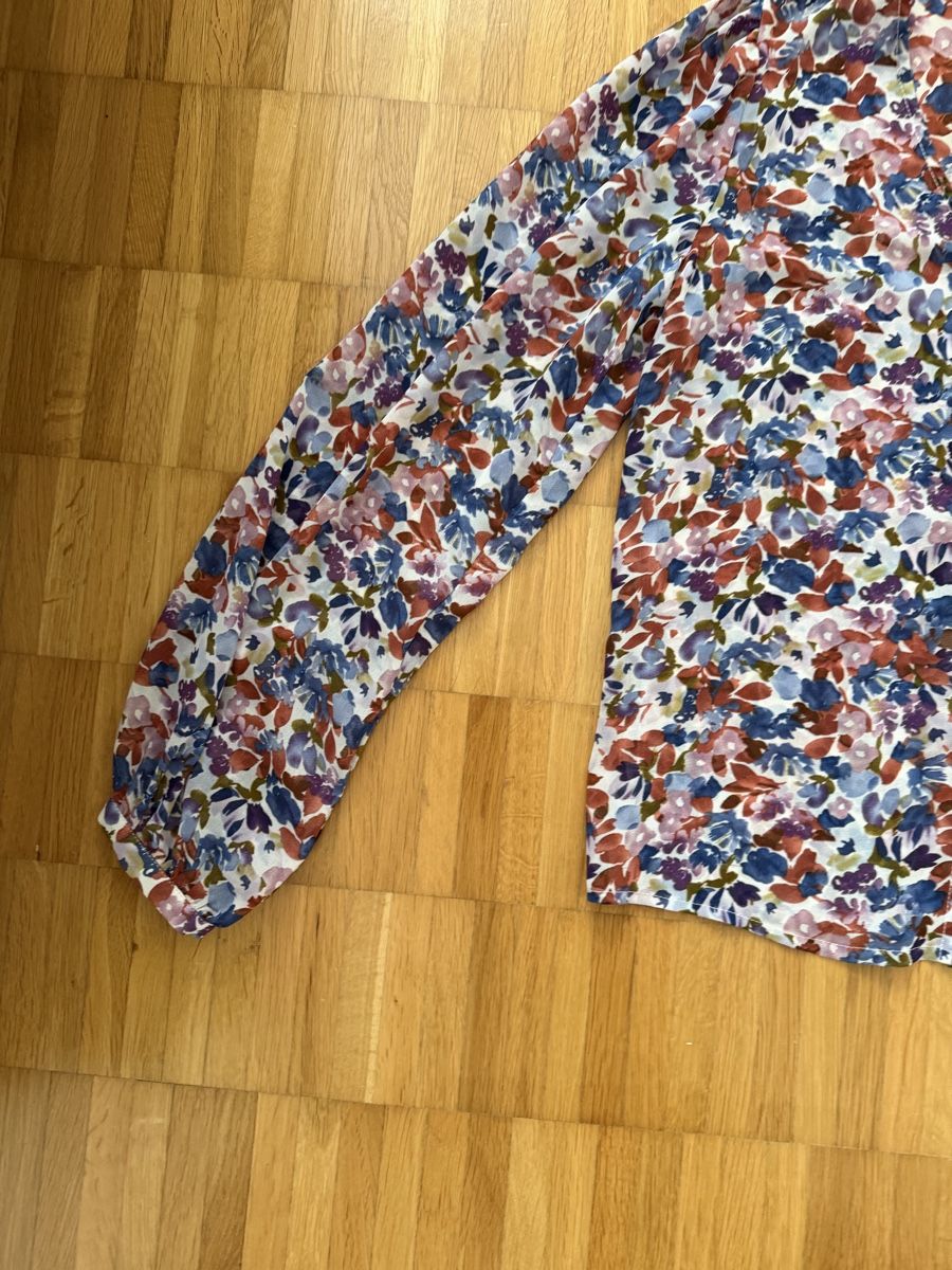 Vila Camicette: VILA Bluse Blumenmuster Gr. 34 (entapricht einer normalen 36 – Usato da Jona venduto da Good_luck_ 3