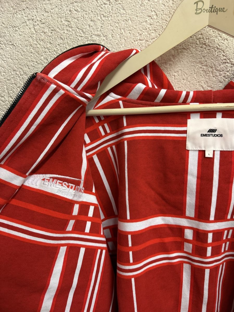 Maglioni & Felpe: EME Studios Hoodie Size L – Nuovo (secondo la descrizione) da Biel/Bienne venduto da lichterhoh 3