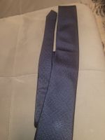 Elegante Krawatte Dunkelblau Muster Gr. M/L Top Zustand