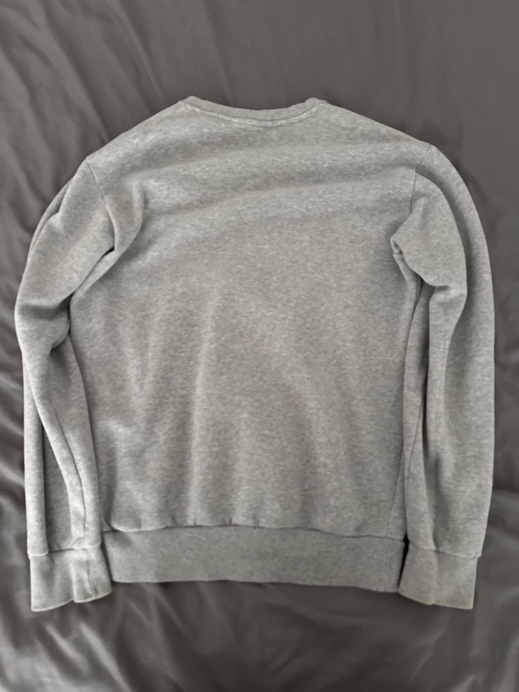 Reebok Maglioni & Felpe: Reebok Pullover grau Grösse M – Usato da Ostermundigen venduto da POKESTOPCH 2