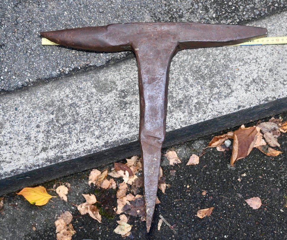 Attrezzi da lavoro: alter geschmiedeter Feldamboss / Steckamboss höhe 42cm – Usato da Pfaffhausen venduto da mono_rec 1