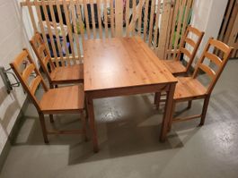 Ikea Jokkmokk - Esstisch mit vier Stühlen - Massivholz