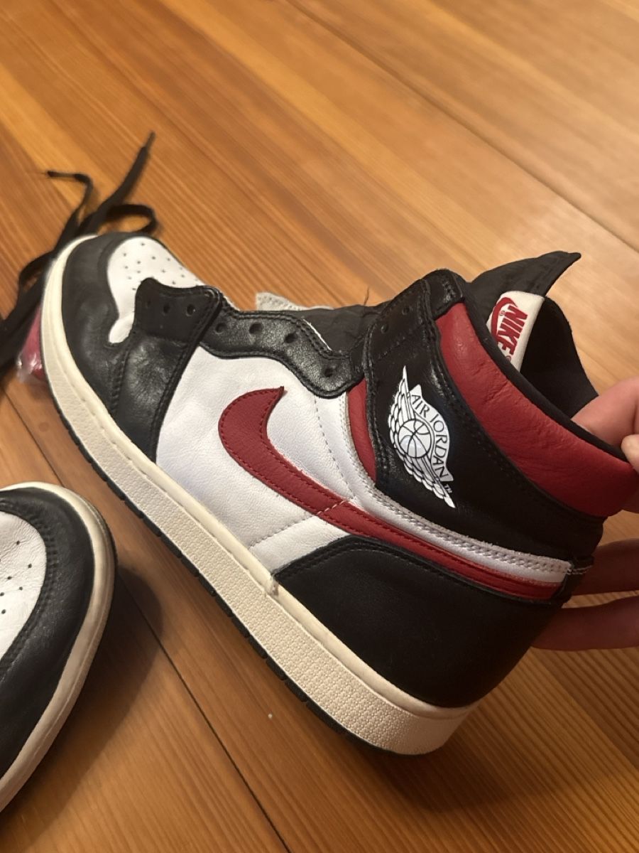 Jordan Scarpe da uomo: Nike Air Jordan 1 High Schwarz Rot  – Usato da Waltalingen venduto da Srf123 2