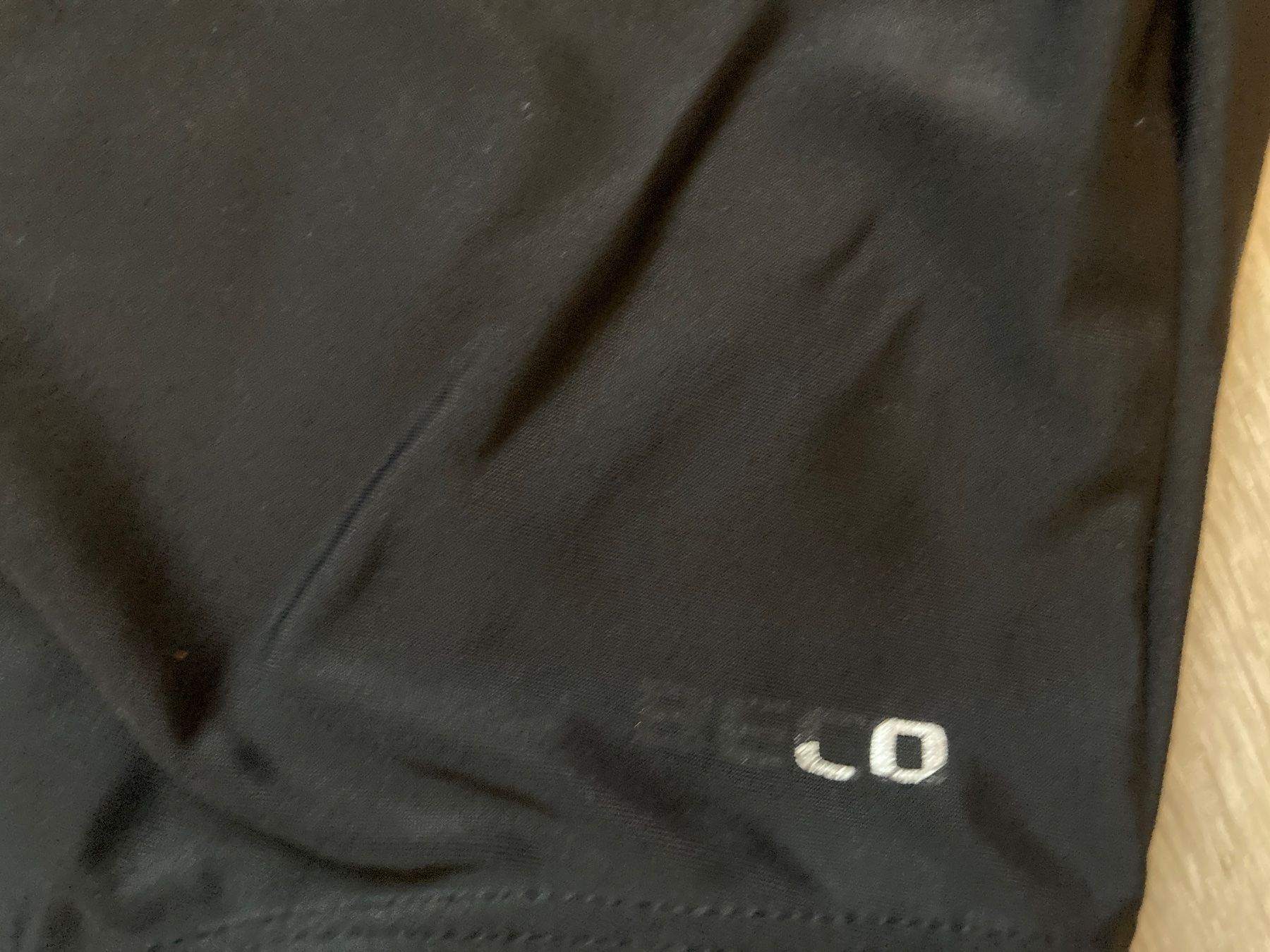 Costumi da bagno & Bikini: Schwarzer BECO Badeanzug / Badekleid, Grösse 140 – Usato da Gelterkinden venduto da froggy80 2