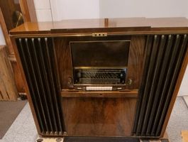 Grundig Musikschrank 8010 von 1952