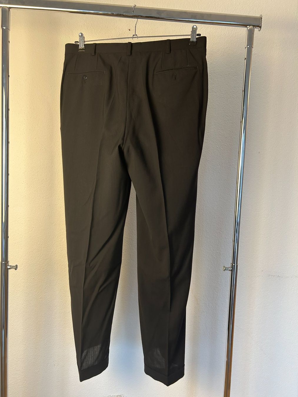Brioni Hosen: Brioni Black Wool Trouser – Gebraucht aus Bern von kurtikobolt74 2