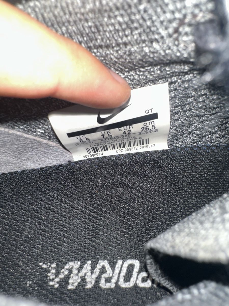 Nike Chaussures hommes: Nike Vapormax alte Version – D'occasion à Freienbach par fel_c759 3