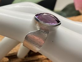 Silberring Handarbeit mit Amethyst, Gr.55