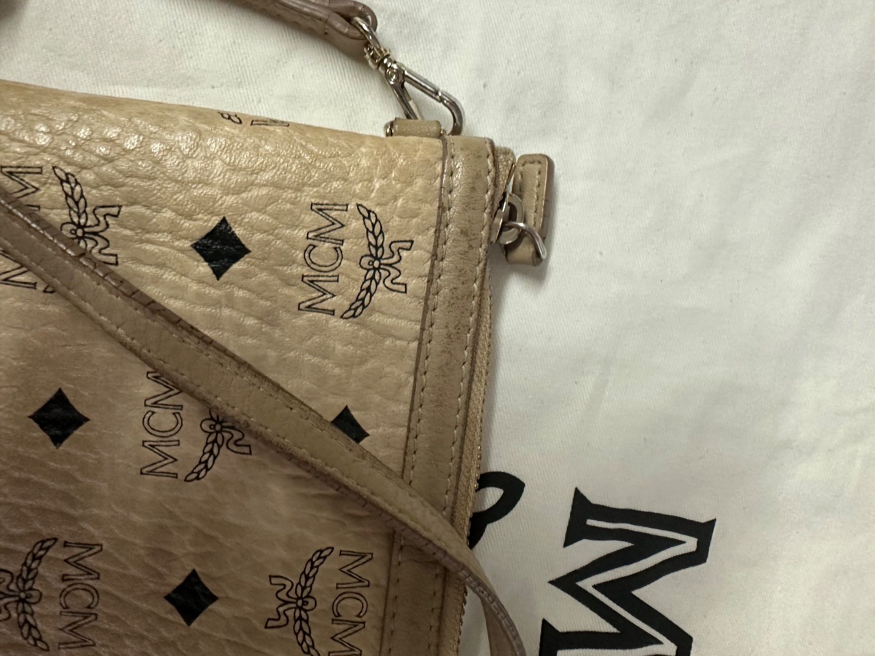 Mcm Borse da donna: Original MCM Shopper Medium mit Clutch – Usato da St. Gallen venduto da Kosa97 8
