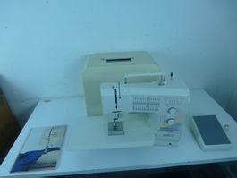 Nähmaschine Bernina 1090 mit Koffer
