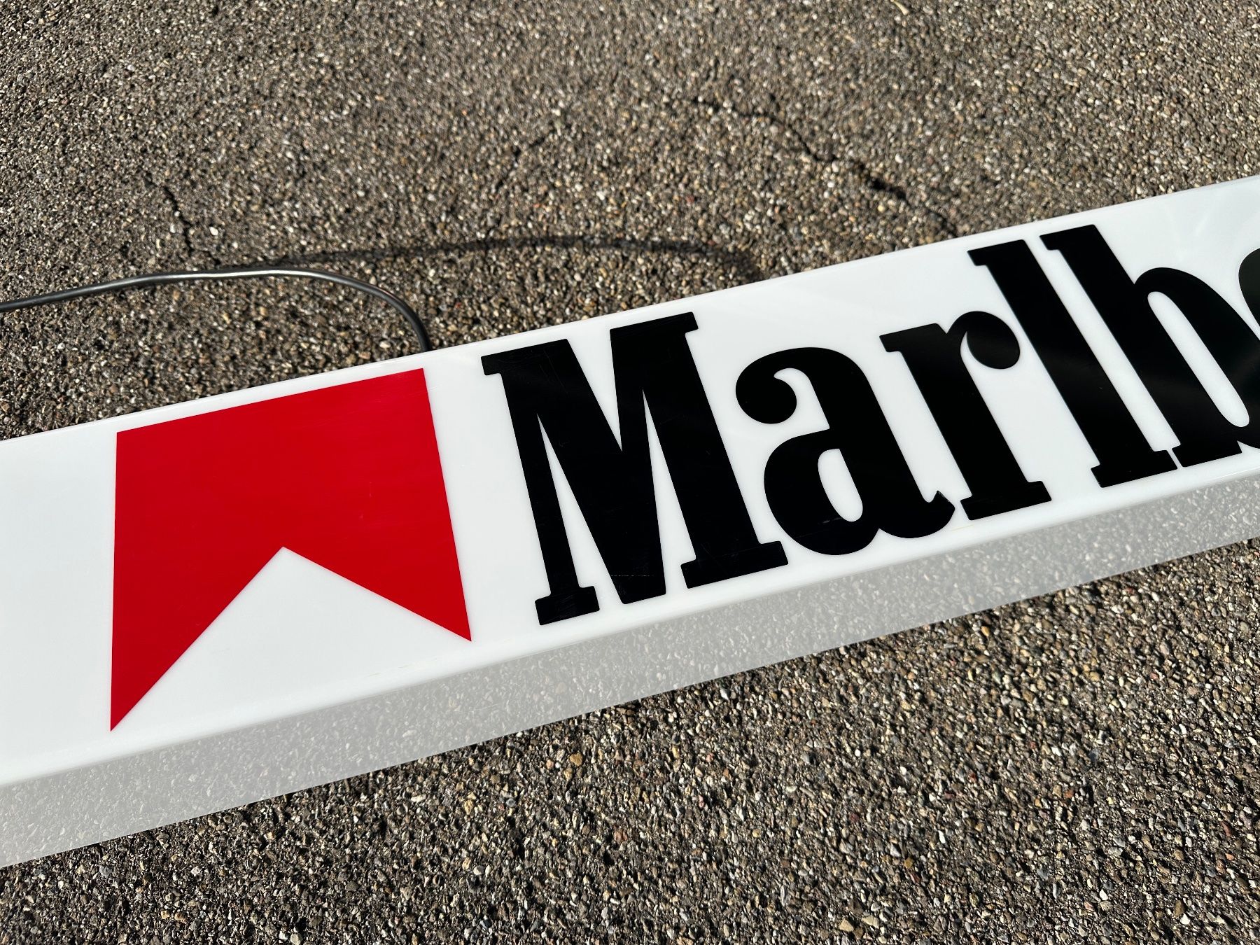 Lampade: grosse Marlboro Leuchtreklame – Usato da Zürich venduto da frauflufelberg 9