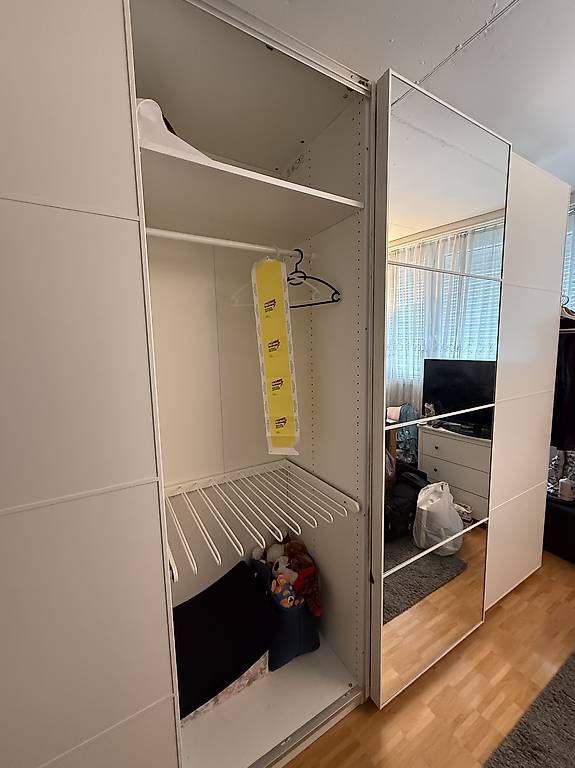 Armadi: IKEA PAX armoire penderie  – Usato da Genève venduto da pablofurrer 2