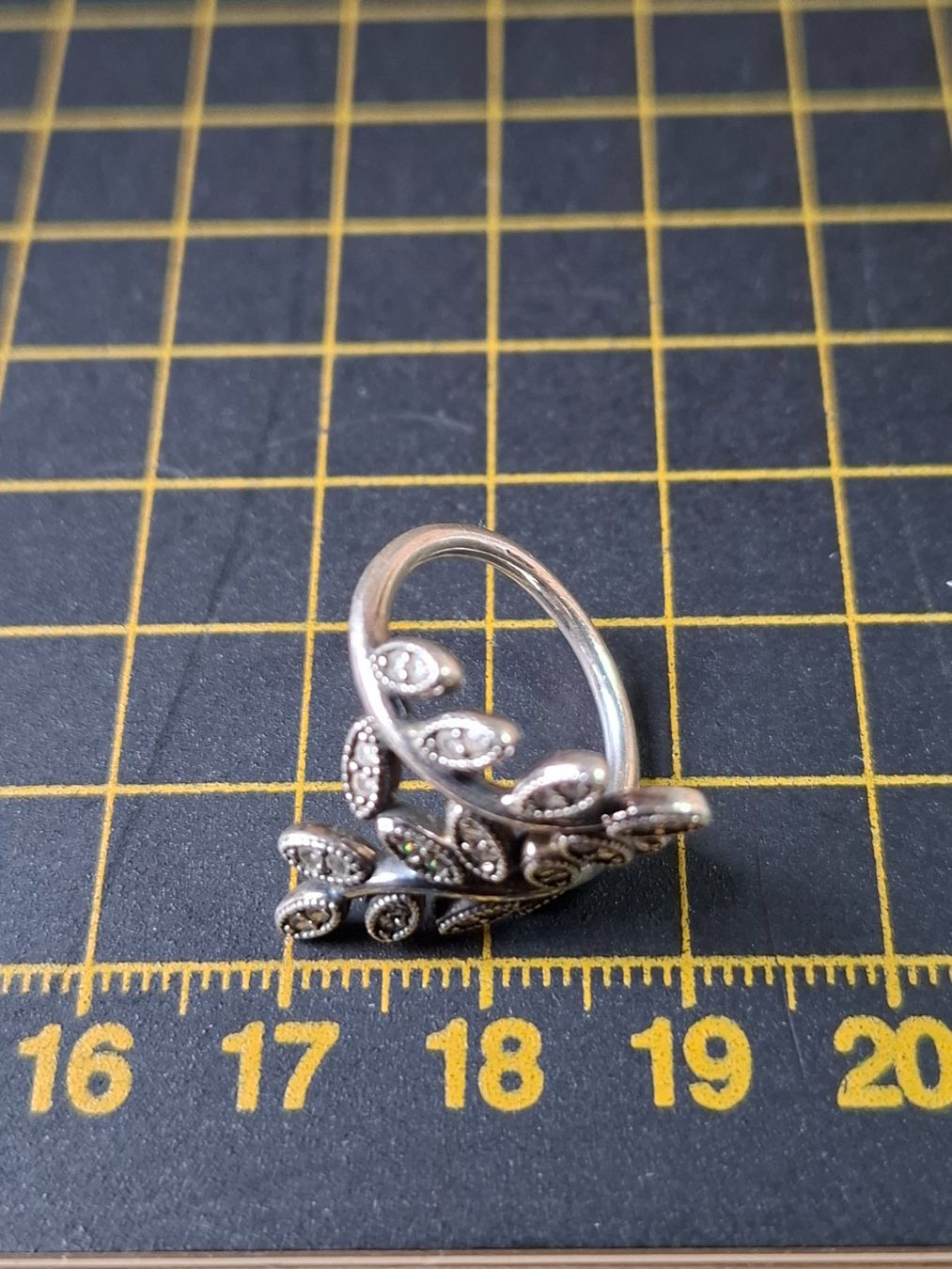 Pandora Bagues: Ring Silber 925 Ale Grösse 50 – D'occasion à Zwieselberg par Halifaxmendusli 5