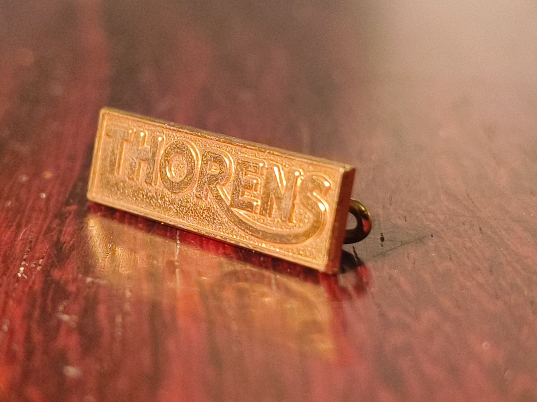 Placchette & Badge: Thorens Pin Anstecker Gold Farbig – Usato da stettlen venduto da VintageBern_ch 4