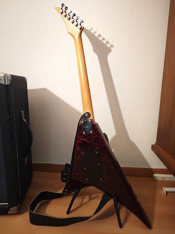 Musikinstrumente: Maison Flying-V – Gebraucht aus Oftringen von loco_f 2