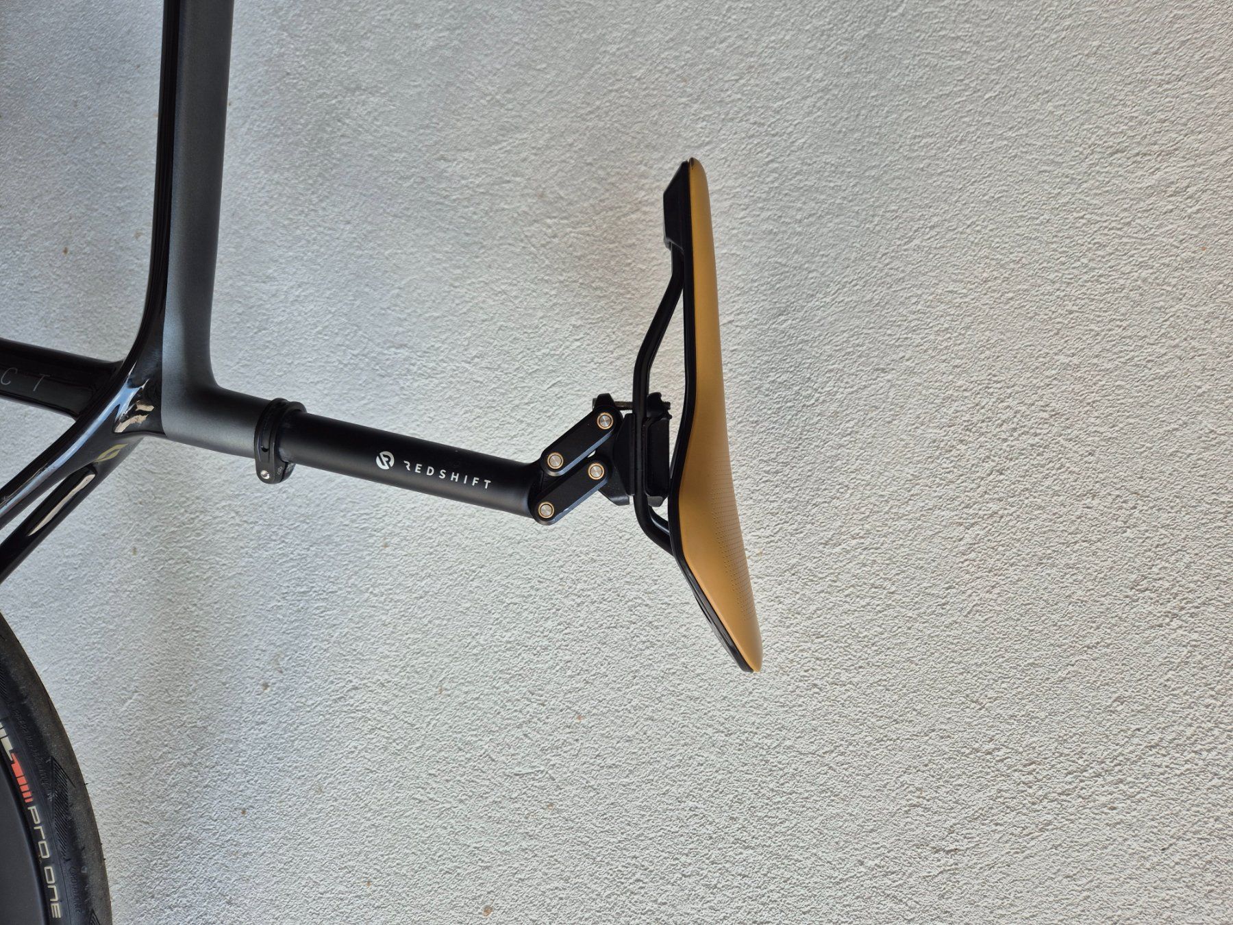Pezzi di ricambio: Redshift Dual-Position Seatpost + Quick shift Aero Bars – Usato da Beinwil (Freiamt) venduto da Miha0 1