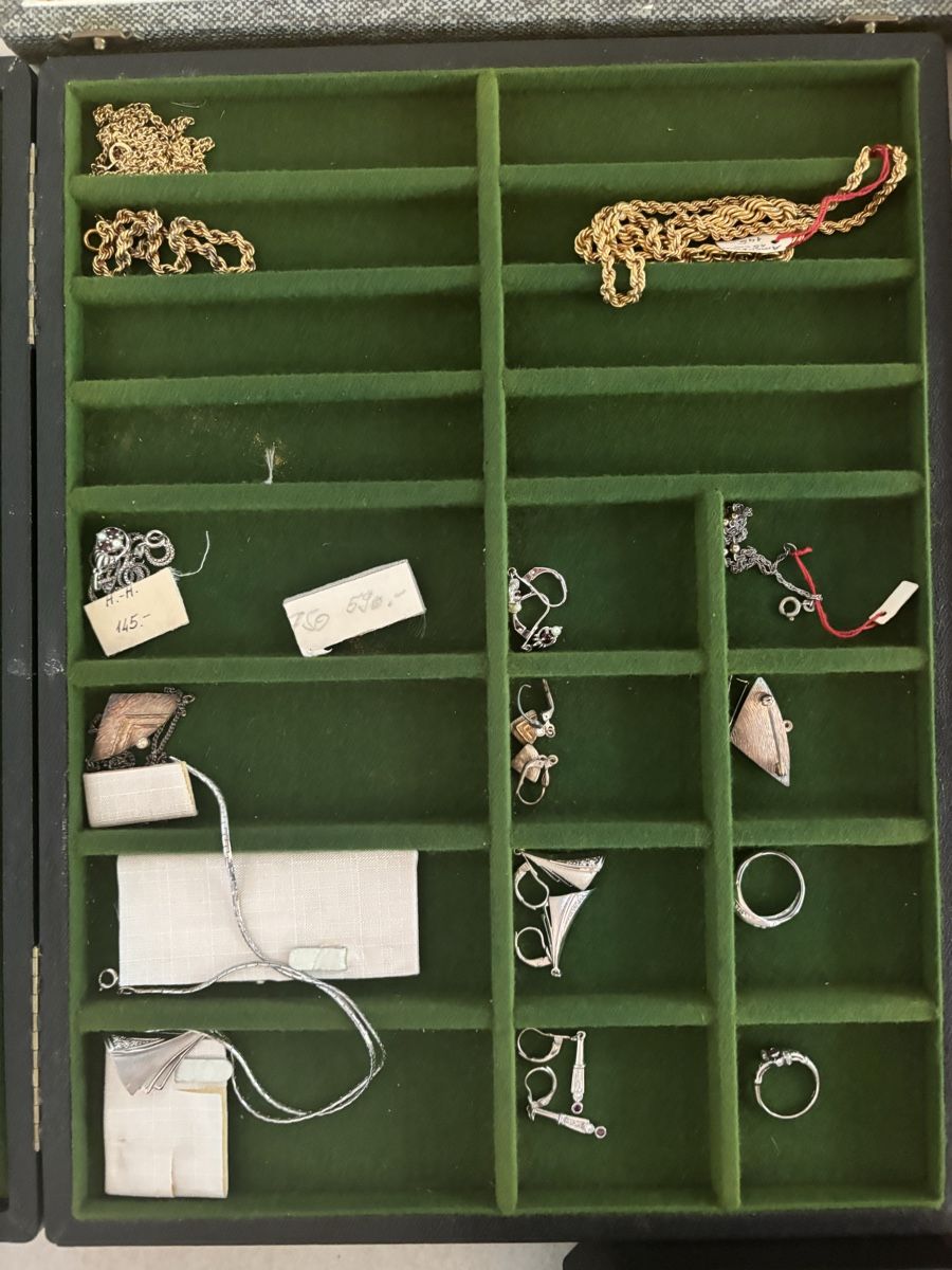 Autres bijoux: Lot Schmuck, Taschenuhren – Neuf (Voir description) à Rüti b. Büren par CenicAG 8