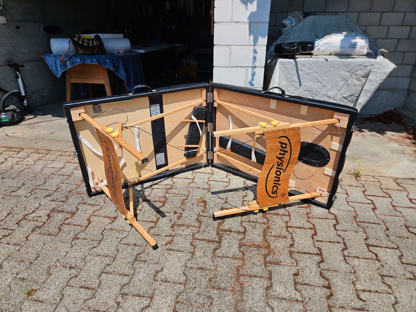 Sedie a sdraio: Mobile Massageliege – Usato da Brittnau venduto da dxf 2