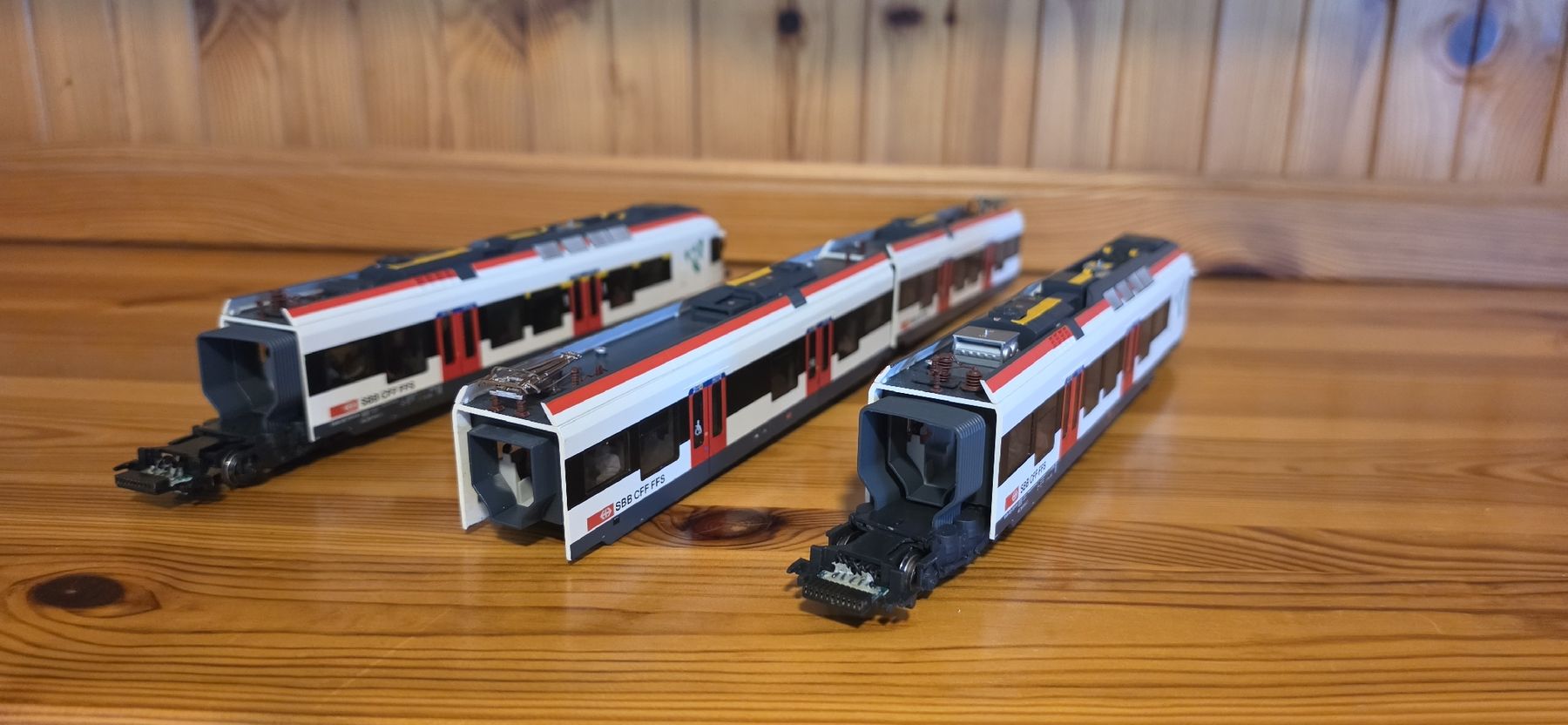 Liliput Modellini di ferrovie: Liliput SBB RABe 523 Flirt – Nuovo (secondo la descrizione) da Bettlach venduto da United83 4