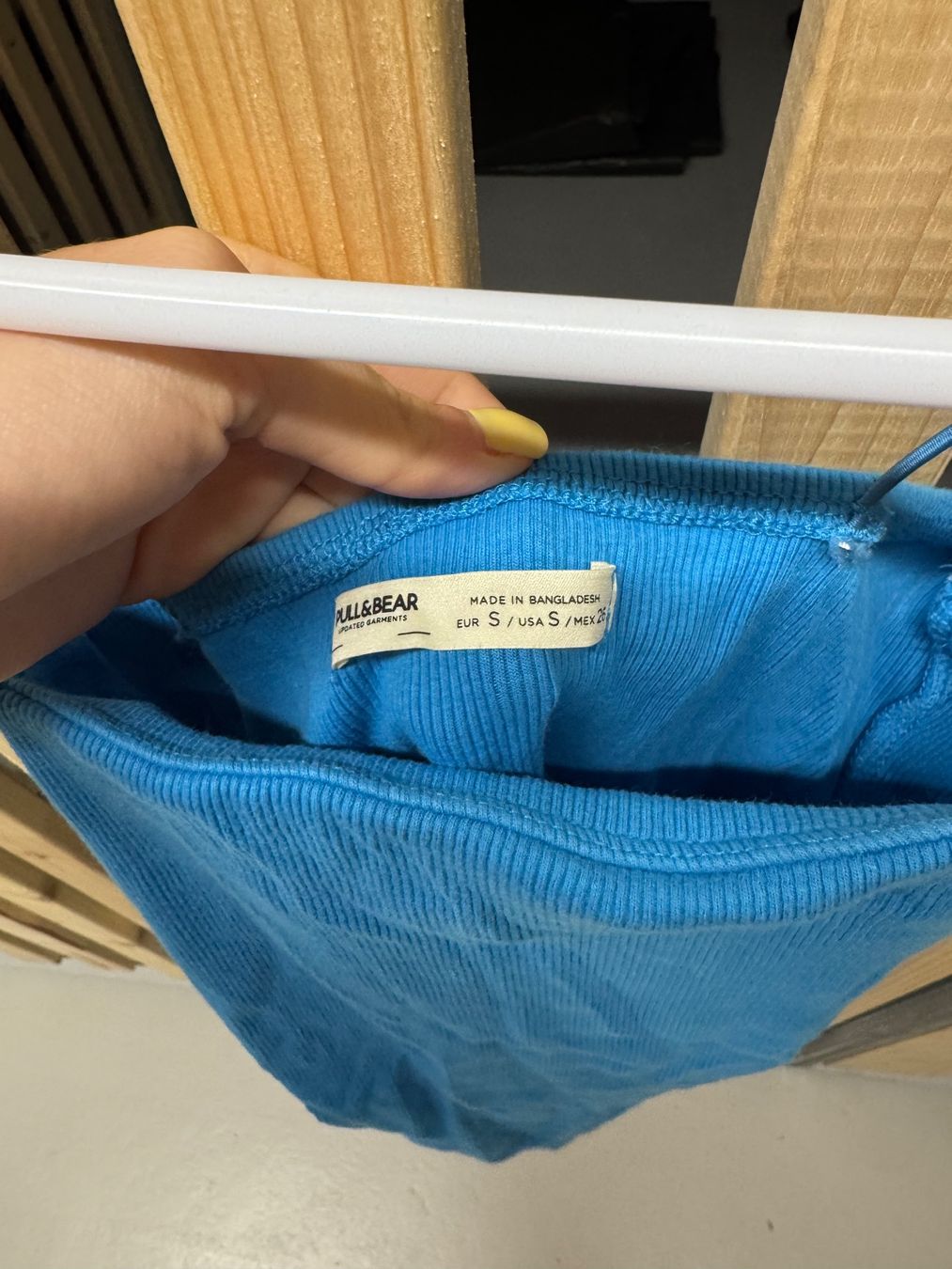Kleider: Robe Pull&Bear bleue fines bretelles taille S – Gebraucht aus Chavannes-pres-Renens von mar_2x72 2