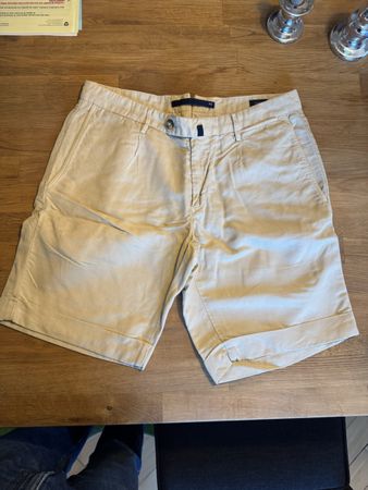Incotex Chino Shorts - size 46