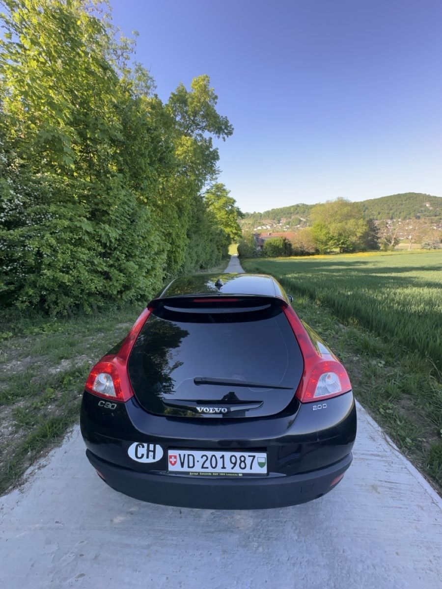 Volvo Autos: Volvo C30 2.0D Coupé - 2008 - URGENT – D'occasion à Eclépens par Selimalper 6