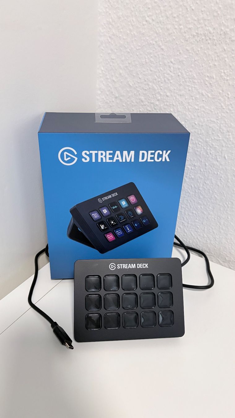 Tastiere: Elagto Stream Deck MK.2 in Originalverpackung – Nuovo (secondo la descrizione) da Burgdorf venduto da bapabapa 1