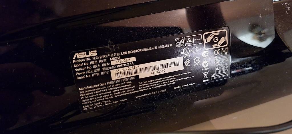 Ecrans: Écran ASUS 24" – D'occasion à Les Hauts-Geneveys par Gillouone 1