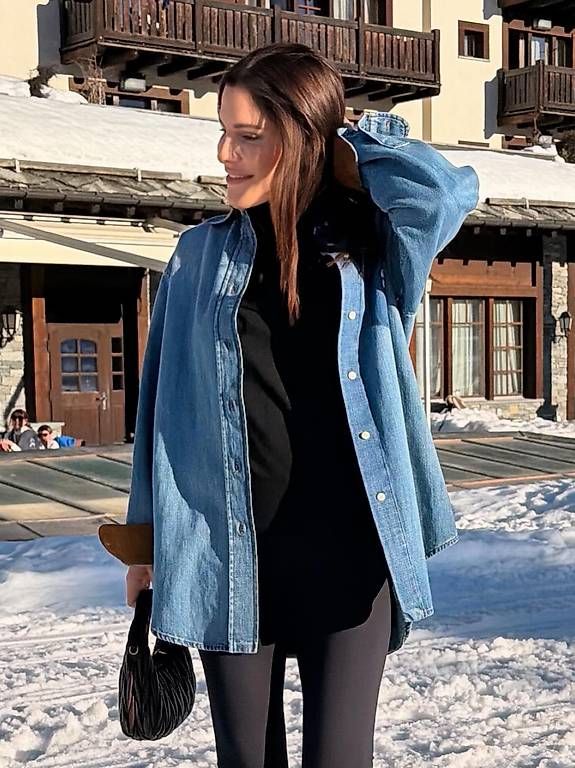 Camicette: Miu Miu Denim Hemd – Usato da Adligenswil venduto da TST04 4