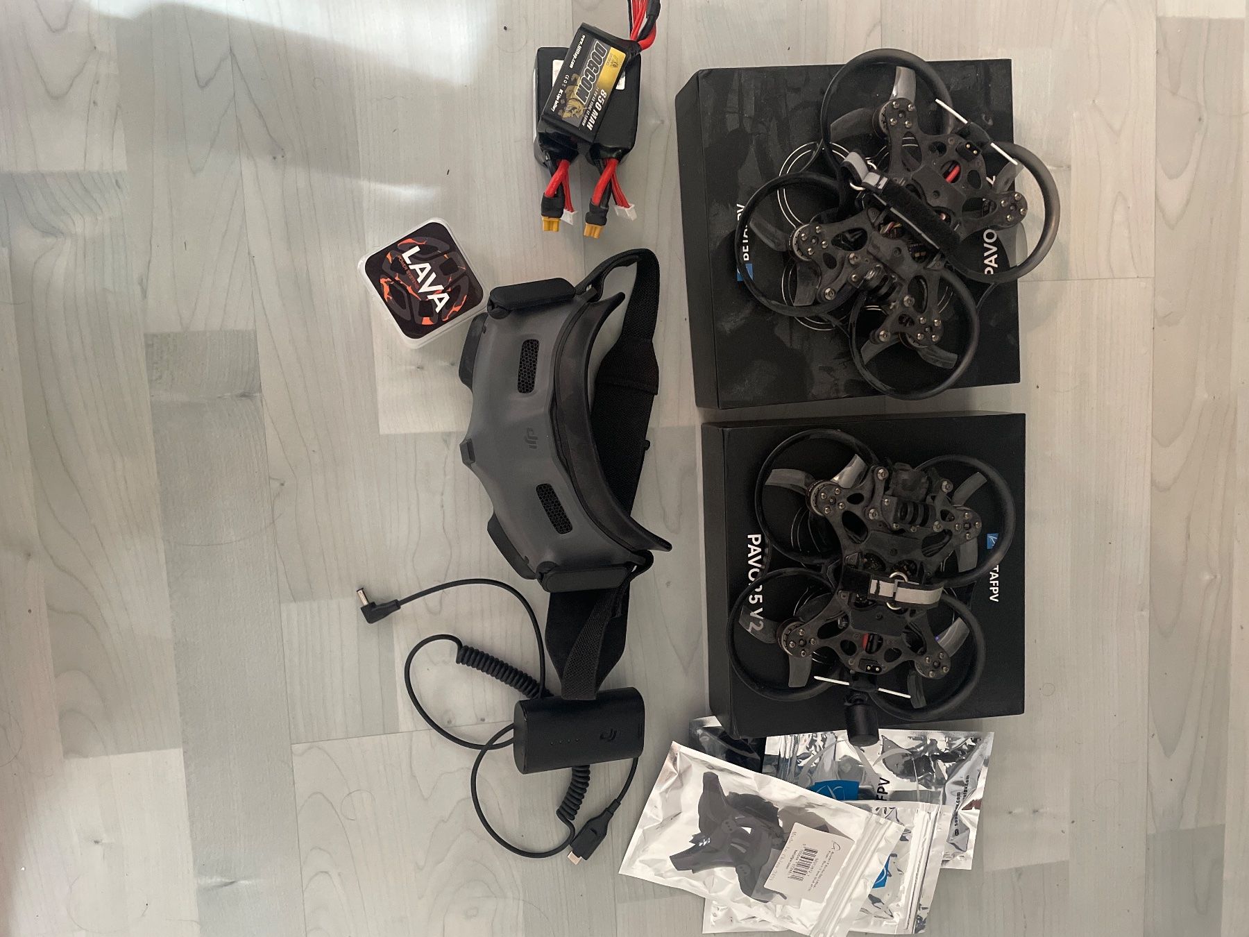 DJI RC Modellbau: DJI Goggles 2 + DJI 03 + 2x Pavo 25 V2 – Gebraucht aus Buchs ZH von NilsBilang