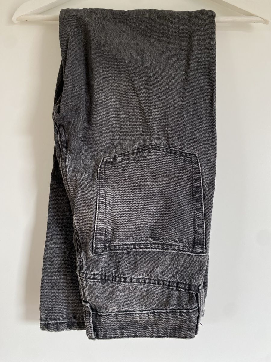 H&M Jeans: H&M wide leg Jeans – Gebraucht aus Lützelflüh-Goldb von flu_q9tg