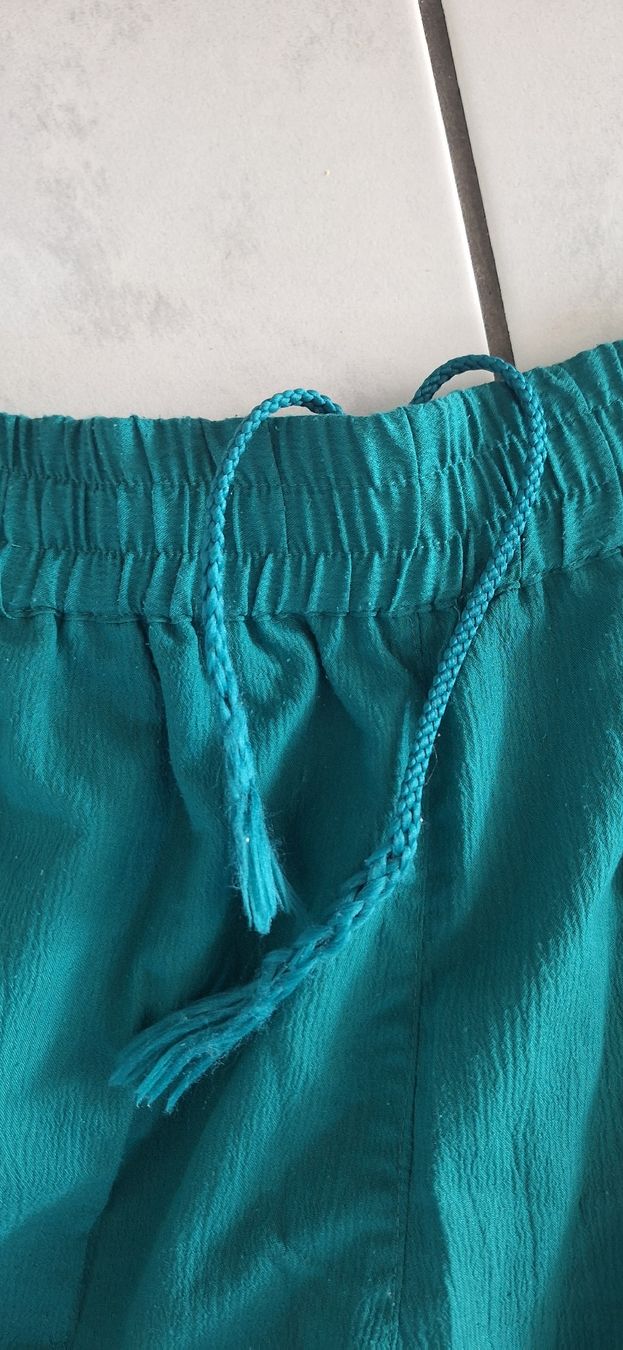 Hosen: Damen Trainerhose Gr. M – Gebraucht aus Schwyz von cla_8w6t 1