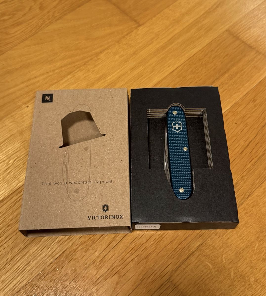 Victorinox Taschenmesser: Victorinox Nespresso – Neu und originalverpackt aus Jegenstorf von r_bue