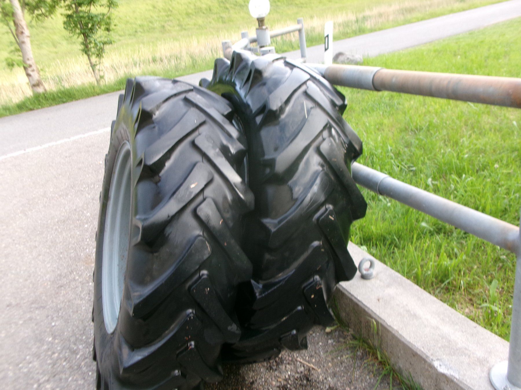 Zoll Versteigerungen Traktoren