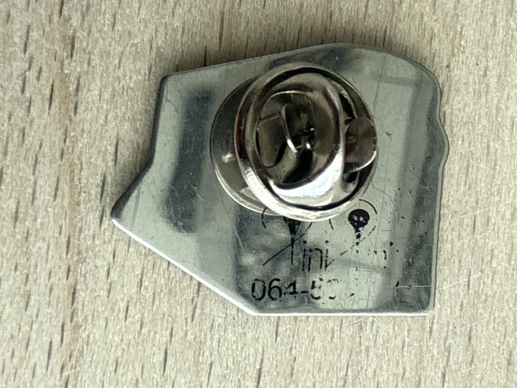 Plaquettes & Badges: Pin Eggenberger 5115 Möriken – D'occasion à Glattbrugg par Schweigmatt 1
