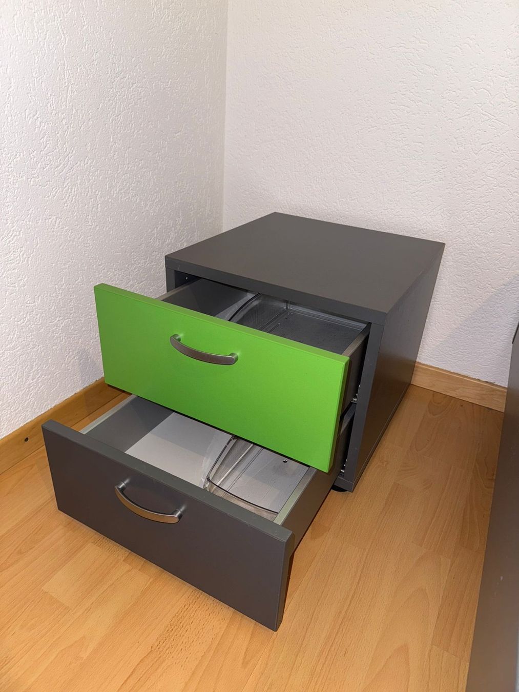 Letti: Chambre complète modèle Window en excellent état – Usato da Villars-sur-Glâne venduto da flo_697r 7