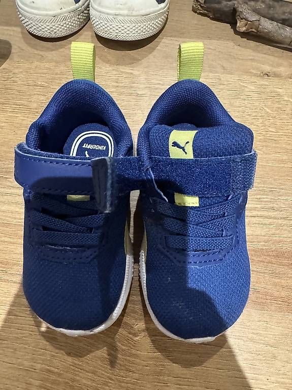 Scarpe per ragazzi: babyschuhe – Usato da Hunzenschwil venduto da elv_5m99 1