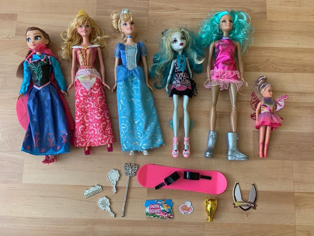 Plusieurs Barbies: Anna, Aurore, Cendrillon, Monster high | Kaufen auf ...