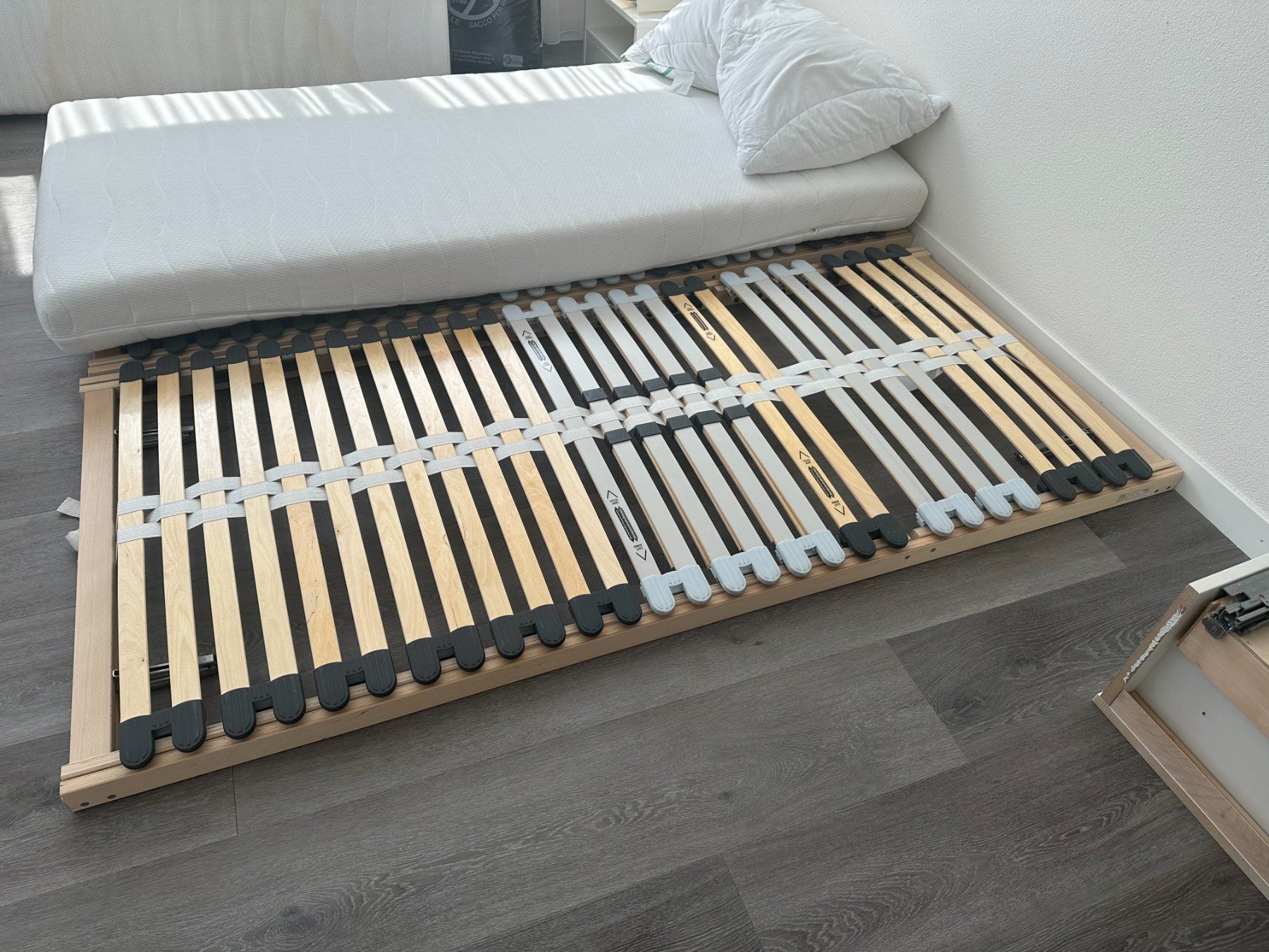 Reti a doghe: Lattenrost verstellbar mit Matratze 90x200 – Usato da Ebmatingen venduto da ezp_6qq6 3