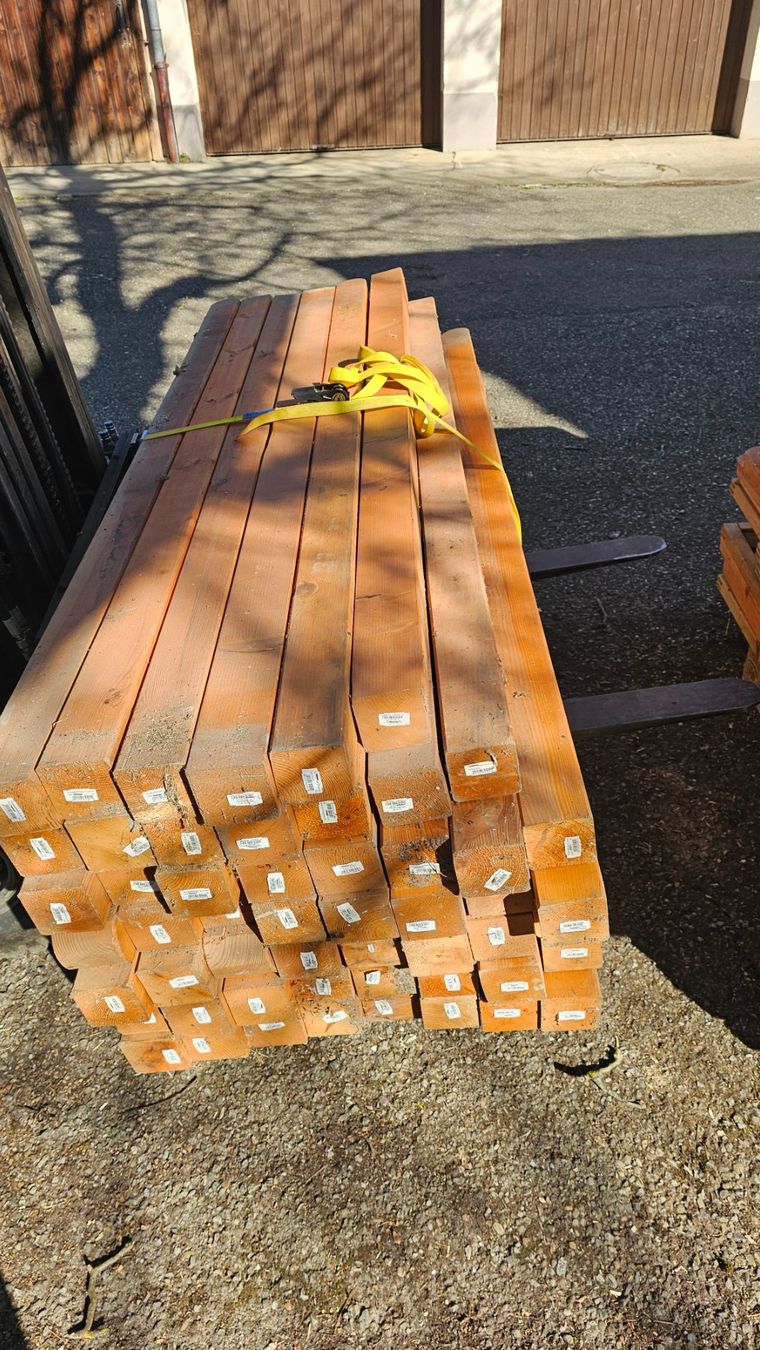 Articoli in legno: Rundkopfpfosten 9x9x190 Lärche – Nuovo (secondo la descrizione) da Diessenhofen venduto da Osio