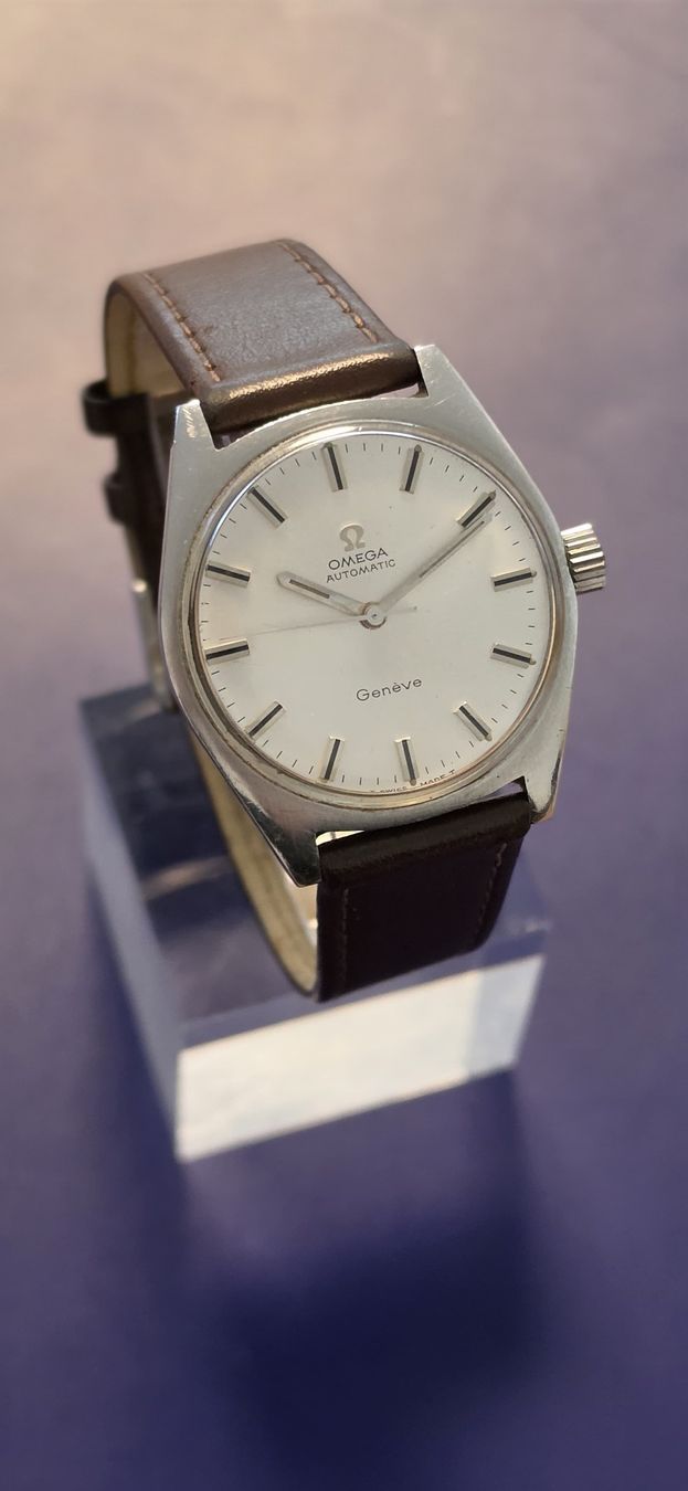 Omega Orologi: OMEGA  GENÈVE AUTOMATIC HERREN UHR – Usato da Neftenbach venduto da Taschen-Uhren 1