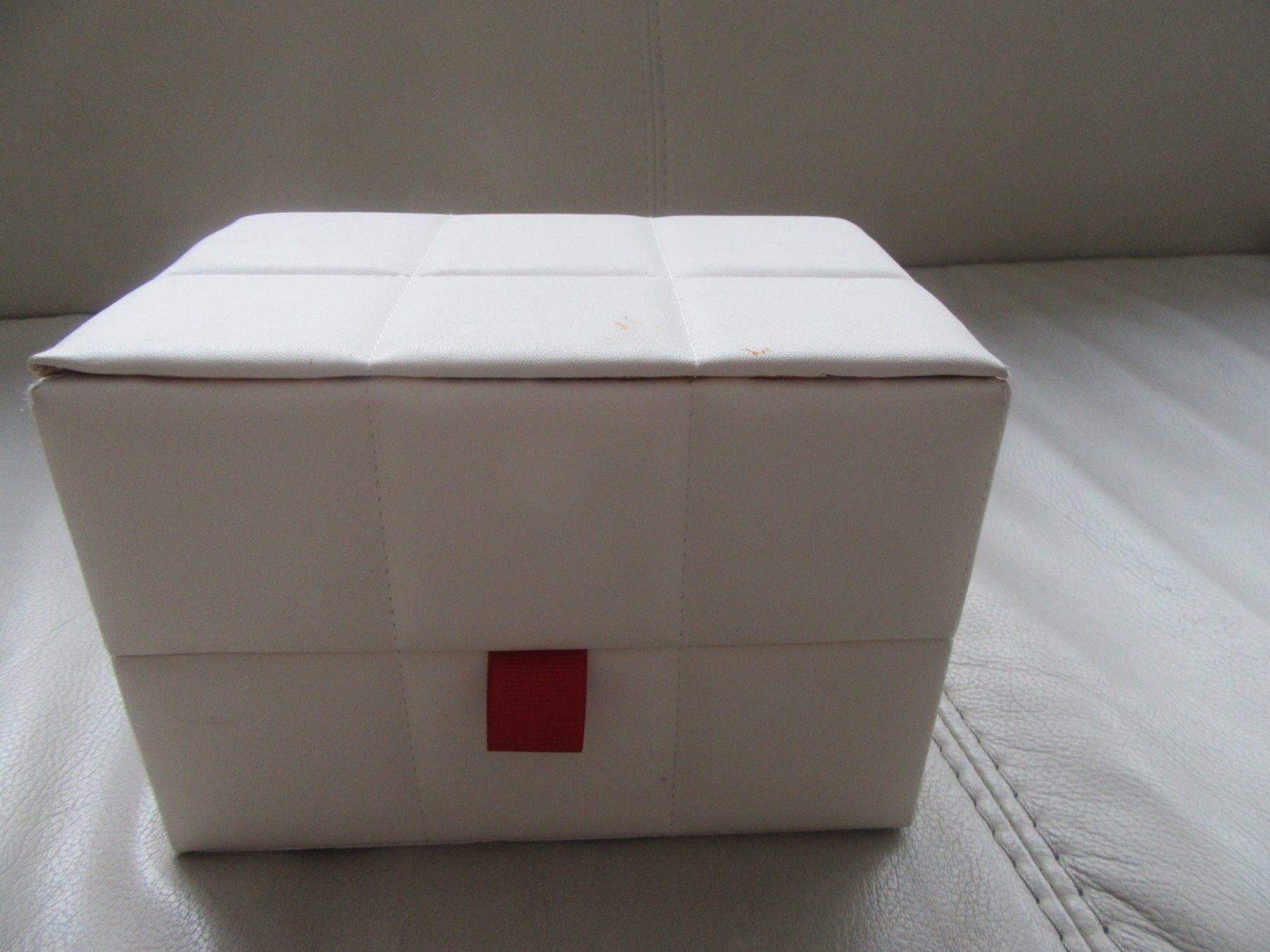 Scatole porta orologi: Uhren Box GUINOT, Institut Paris – Usato da Mels venduto da Sandylein