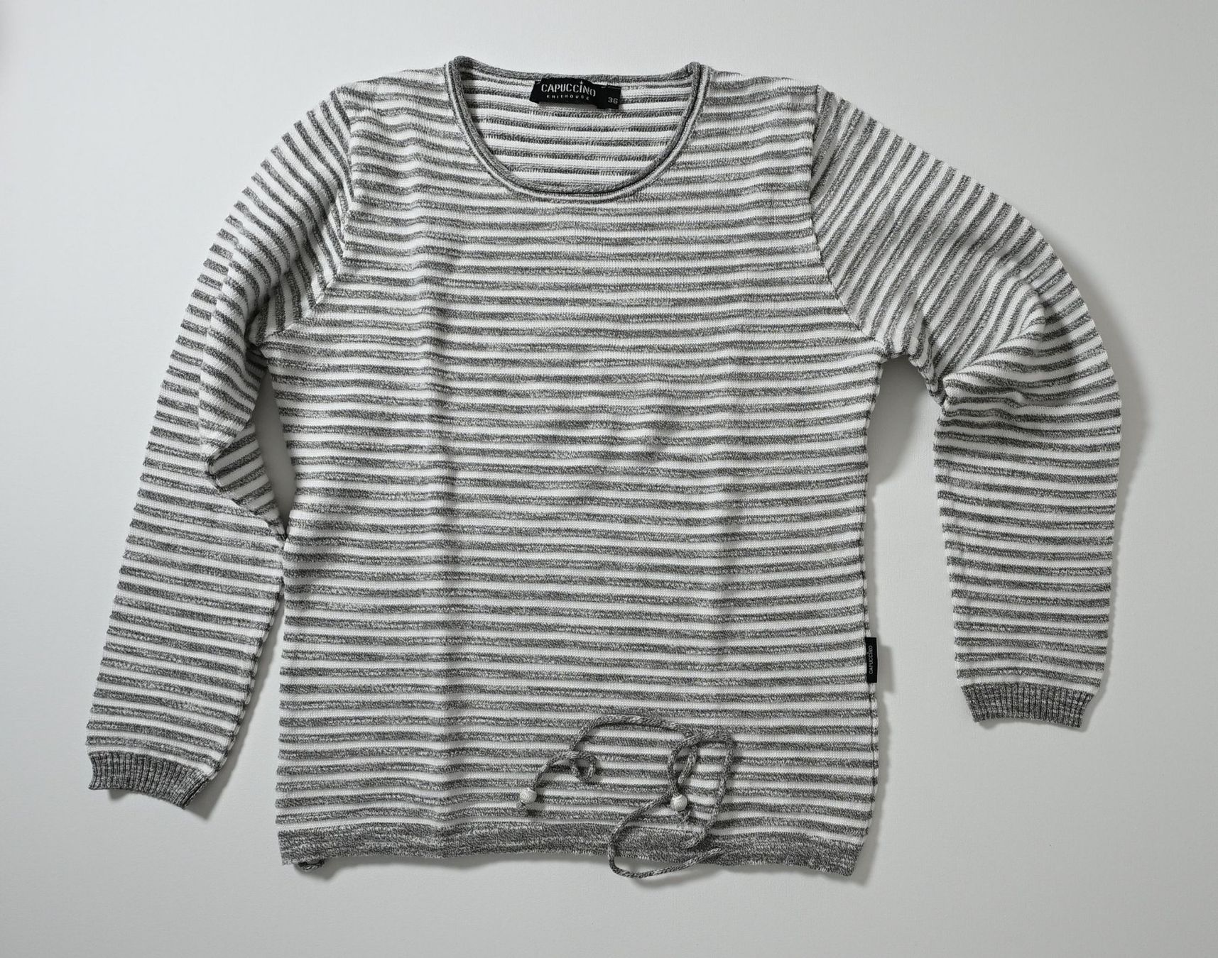 Maglioni & Felpe: Capuccino Pullover, gestreift, grau/weiss, Gr. 36, Top! – Usato da Dürnten venduto da pema28