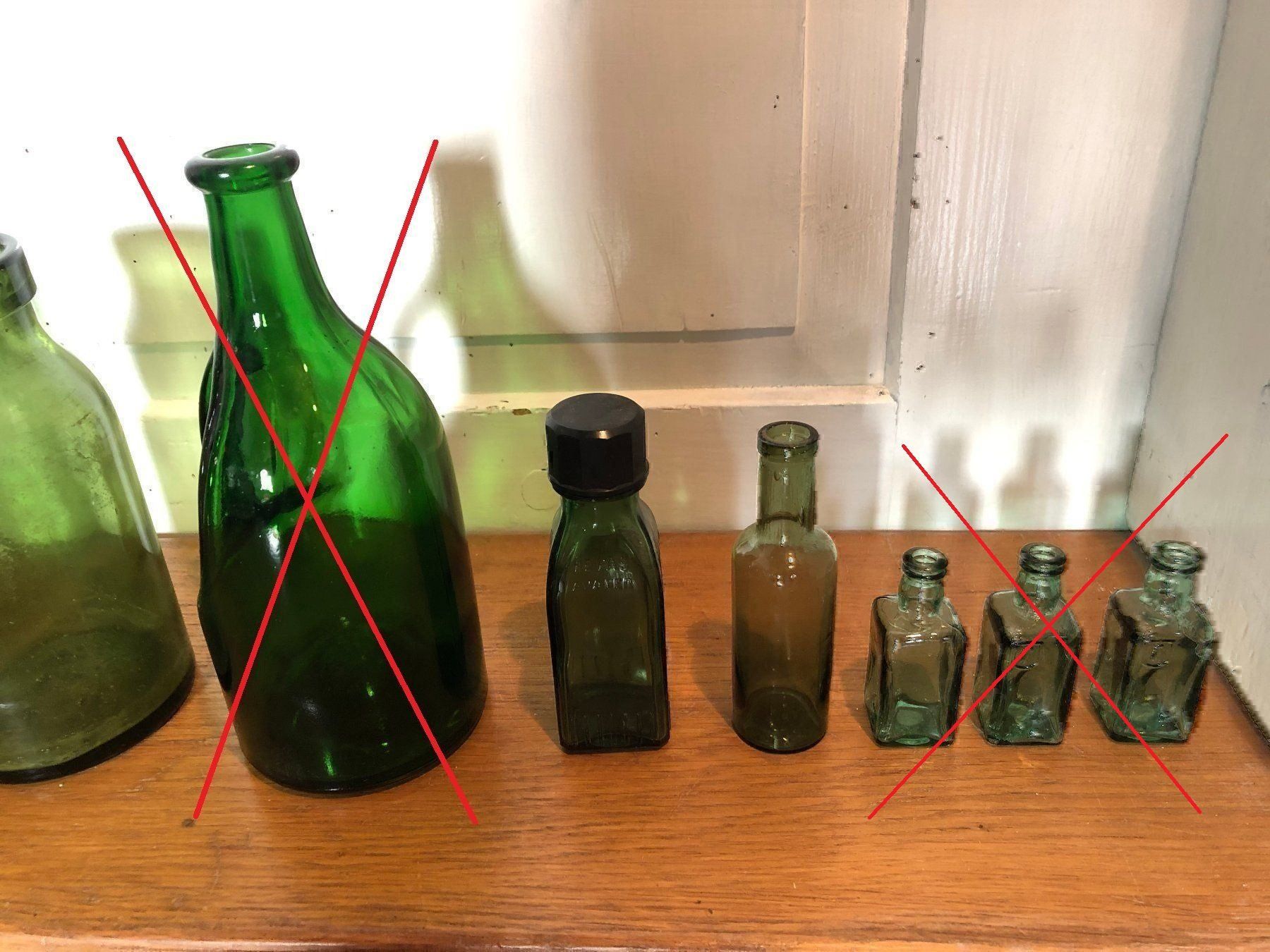 Accessori da laboratorio: Glasflaschen Dekoration grün Giftflasche – Usato da Siblingen venduto da Jayuah 2