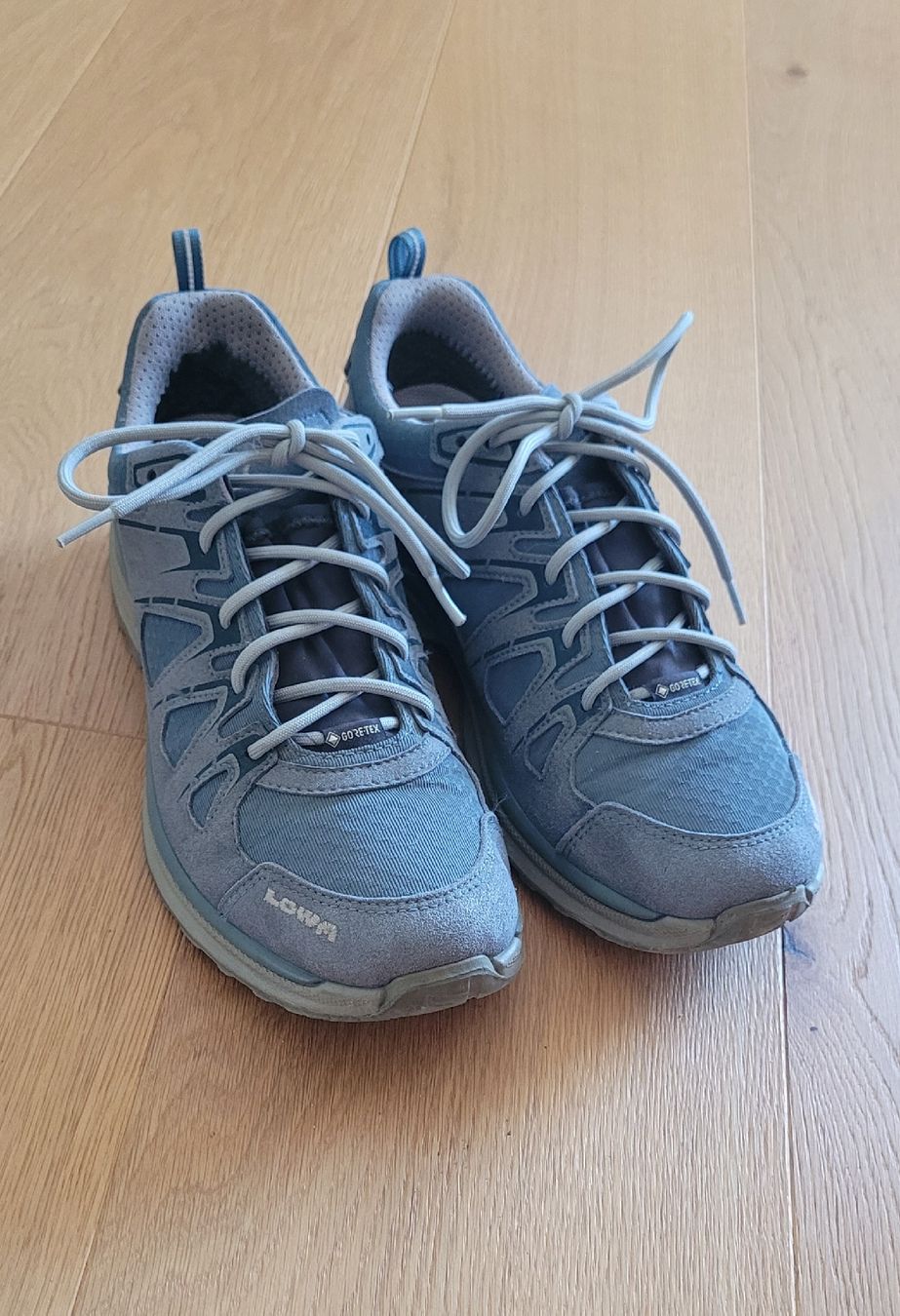 Lowa Chaussures femmes: Lowa Trekkingschuhe Gr. 6.5 – D'occasion à Feusisberg par Pingui55 8