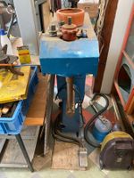 Skischuh Nietmaschine (Stefan Ski Boots)
