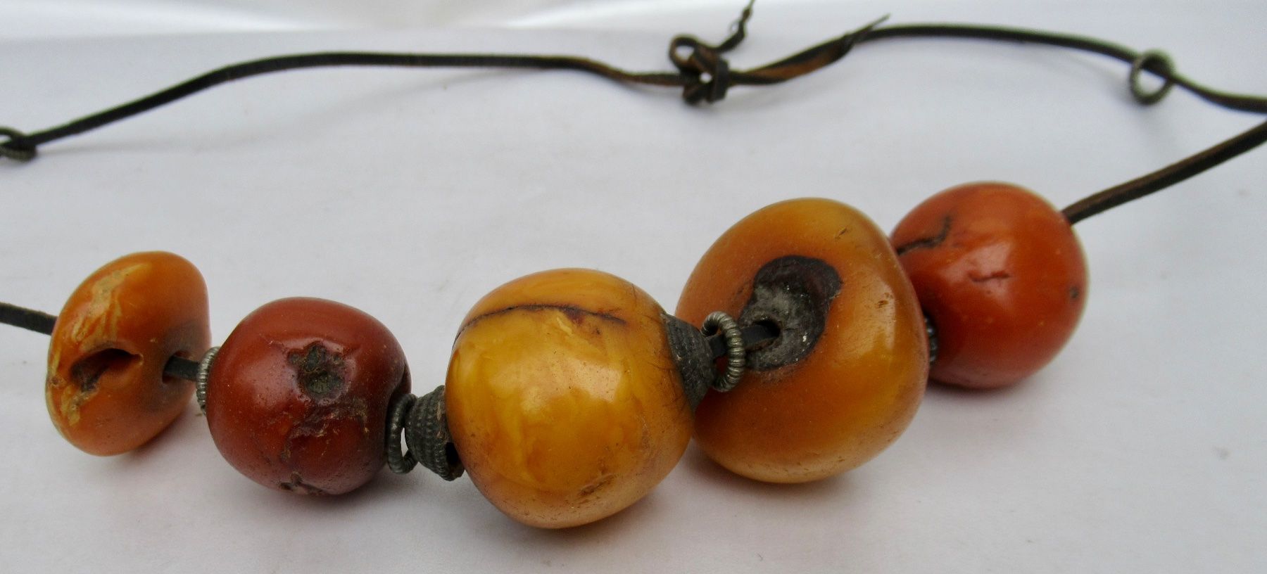 Catenine: Butterscotch Bernstein – Usato da Bern venduto da Colligentes 7