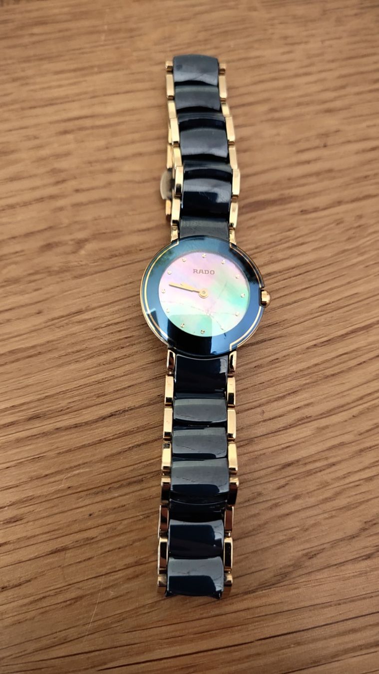 Rado Orologi: Rado Damenuhr Diastar 153.0360.3 – Usato da Bätterkinden venduto da neuseeland79