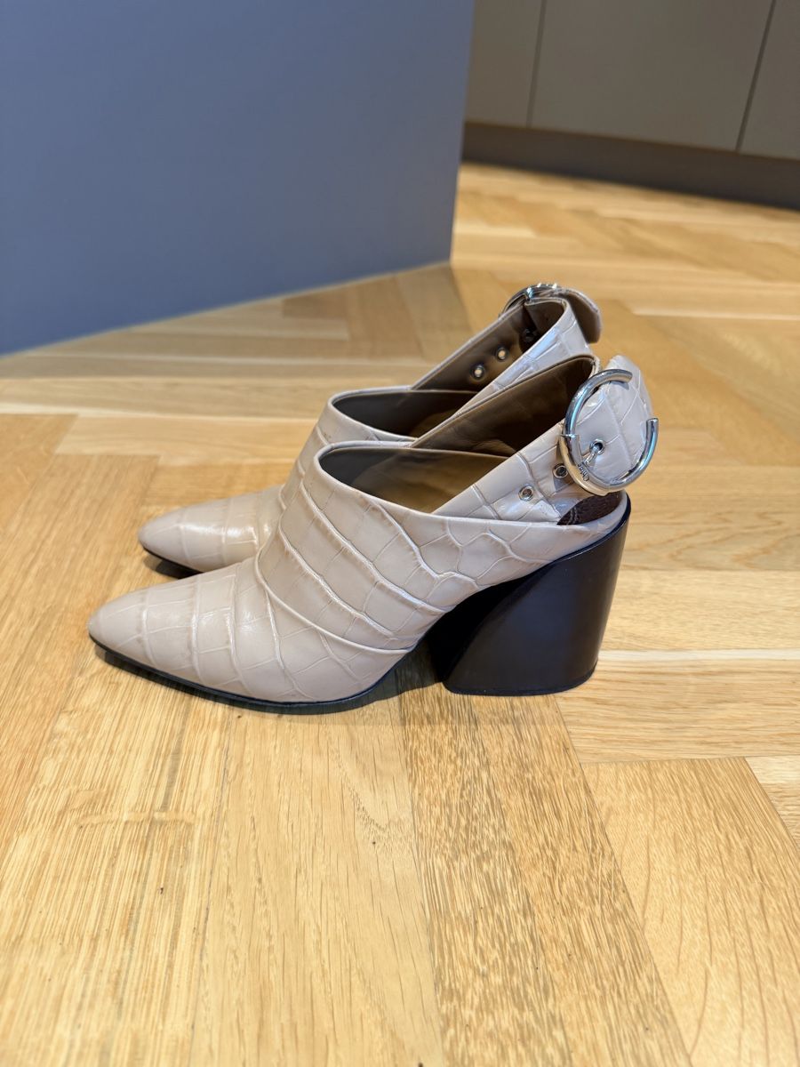 Chloé Chaussures femmes: Chloé Wave 85 in size 36 – D'occasion à Meilen par ana_nln9 2