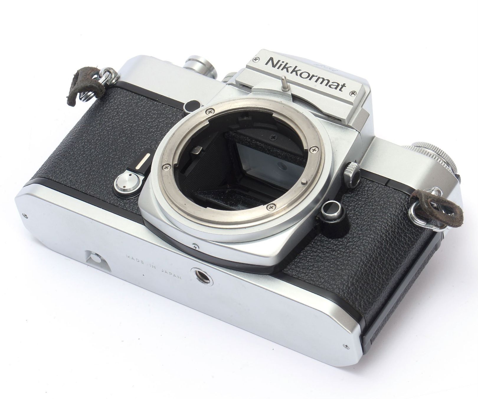Nikkormat Fotocamera: Nikon Nikkormat EL Body chrom – Usato da Bubendorf venduto da zimmers_creativteam 3